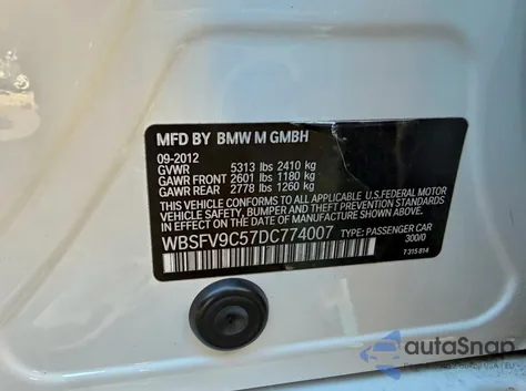 2013 BMW M5 z USA, uszkodzony, nr VIN WBSFV9C57DC774007